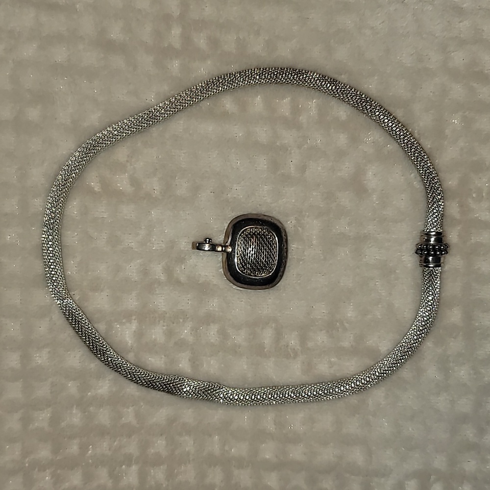 Joseph Esposito Mesh Necklace & Pendant - Picture 9 of 11